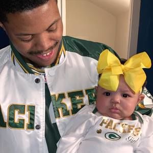 Meet your Posher, Ethan